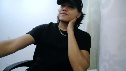 Haru online show from January 2025 12:39:02 AM