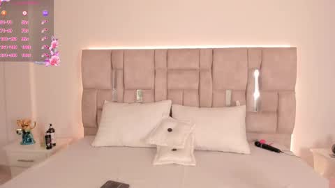 hasret_sesim online show from March 2026 04:07:02 AM