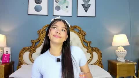 hatsajones online show from February 2026 04:08:01 AM