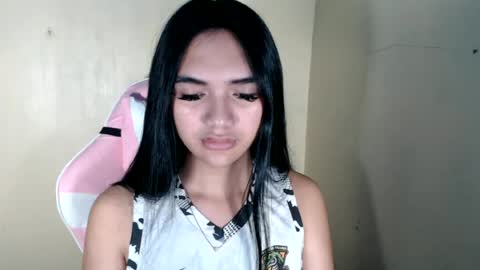 Snapshot of hawadiha chatting on June 2026 02:03:01 AM LIX online show from June 2026 02:03:01 AM