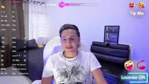 Hayen Boy online show from November 2025 07:05:02 PM