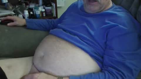 Snapshot of haysay722354422 chatting on April 2026 08:18:01 PM haysay722354422 online show from April 2026 08:18:01 PM