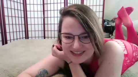 Hazel Blues  online show from July 2026 05:29:02 PM