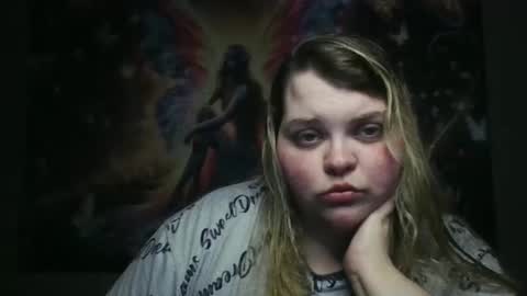 Hazeleyez97 online show from January 2026 06:06:02 AM