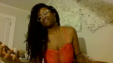 Snapshot of hazelhanes chatting on January 2026 09:31:02 PM Hazel Hanes online show from January 2026 09:31:02 PM