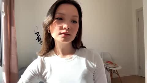Kira online show from May 2026 01:15:02 PM