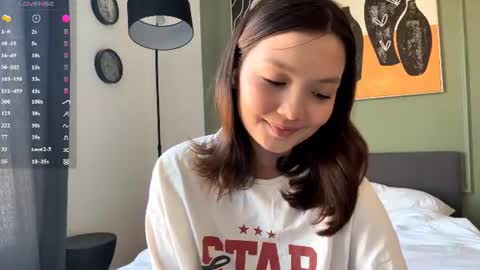 Snapshot of hazelhartshorn chatting on June 2026 02:34:01 PM Kira online show from June 2026 02:34:01 PM