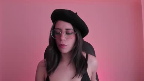 Snapshot of hazelkush00 chatting on October 2025 09:24:02 PM HazelKush online show from October 2025 09:24:02 PM