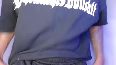 hazlan_420 online show from January 2026 10:41:02 PM