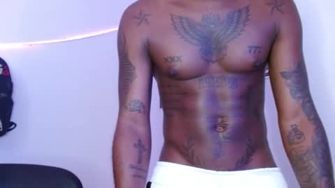 hazlan_420 online show from March 2026 06:38:02 PM