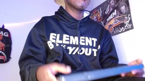 hazlan_420 online show from March 2026 11:15:02 AM