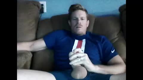 Snapshot of heags83 chatting on December 2024 12:17:01 PM heags83 online show from December 2024 12:17:01 PM