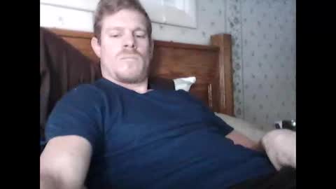 Snapshot of heags83 chatting on December 2024 01:39:02 PM heags83 online show from December 2024 01:39:02 PM