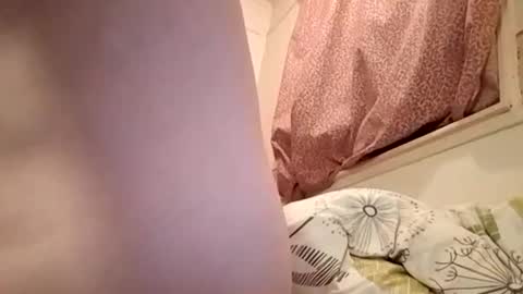 Snapshot of heardinio5 chatting on January 2025 11:15:01 PM heardinio5 online show from January 2025 11:15:01 PM