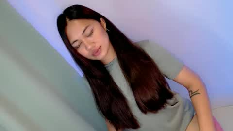 Yoshin online show from November 2025 08:14:01 PM