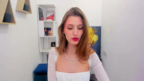 heartedlove_1 online show from March 2025 11:31:01 AM