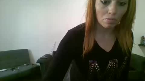 Snapshot of heathermitchell999 chatting on October 2025 11:37:01 PM heathermitchell999 online show from October 2025 11:37:01 PM