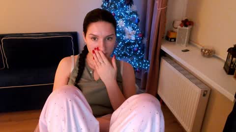 Heaven girl online show from January 2025 05:42:01 PM