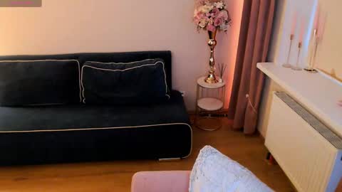 Heaven girl online show from April 2026 05:30:01 PM