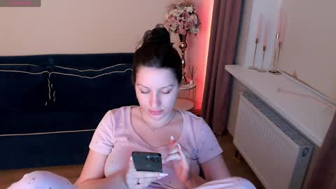 Heaven girl online show from May 2026 06:36:02 PM