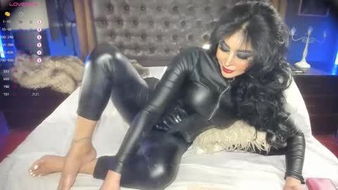 Tawan online show from November 2025 02:34:02 AM