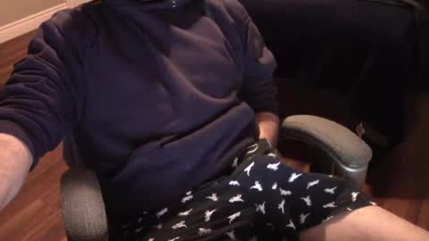 Snapshot of heavilyhung chatting on January 2025 04:18:02 AM John online show from January 2025 04:18:02 AM