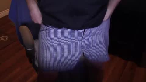 Snapshot of heavilyhung chatting on March 2025 04:49:01 AM John online show from March 2025 04:49:01 AM