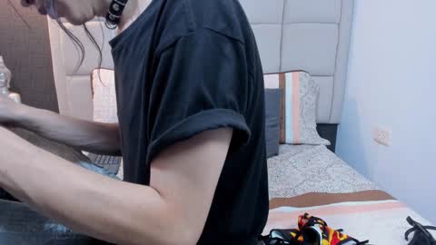 Keira Hecate online show from February 2025 07:44:02 PM