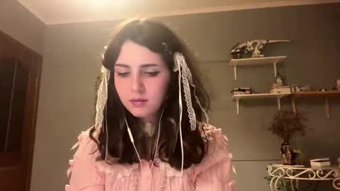 Sarah online show from December 2025 04:49:02 PM