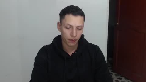 hefesto_69 online show from November 2025 04:45:02 AM