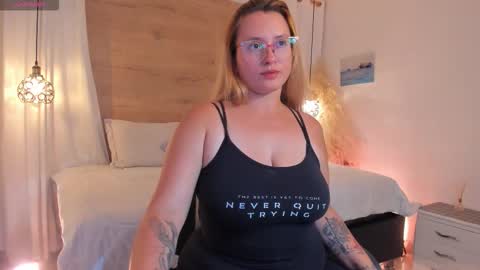 ANTARA REY online show from October 2025 07:07:02 PM