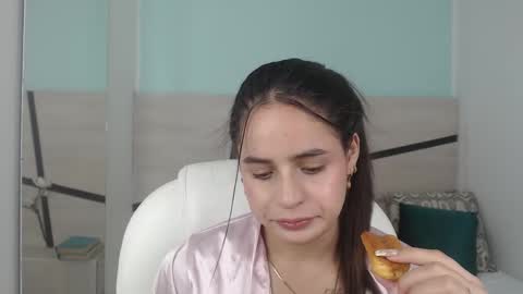 Snapshot of heidy_hoiss chatting on March 2025 11:56:02 PM Heidy online show from March 2025 11:56:02 PM