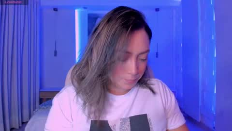 Heidy online show from September 2025 03:06:02 AM