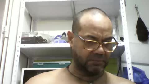 Heist Stein online show from October 2025 03:45:02 AM