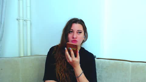 helen_adams_ online show from December 2024 04:43:01 AM