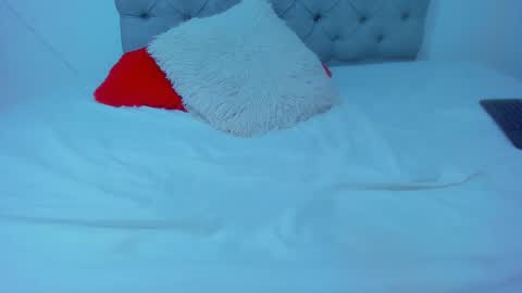 Snapshot of helen_curly chatting on February 2025 02:55:02 PM helen_curly online show from February 2025 02:55:02 PM