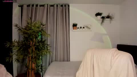 helen_miller online show from July 2026 11:46:02 PM