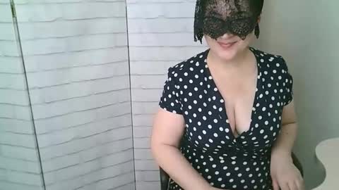 Helen online show from April 2026 04:21:02 AM