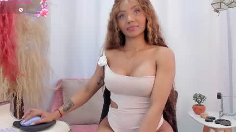 Helena Fits online show from June 2026 06:41:01 PM
