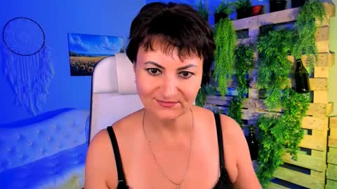 Snapshot of helenbeler chatting on October 2025 01:20:01 PM helenbeler online show from October 2025 01:20:01 PM