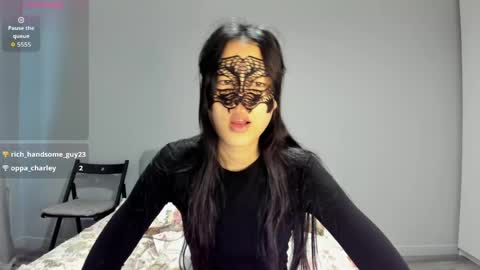 Hi I am Helen online show from June 2026 02:13:01 AM