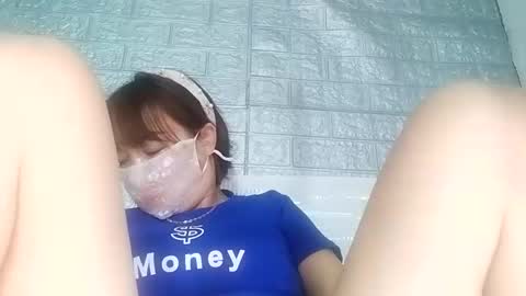 helenna_00 online show from September 2025 11:30:02 PM