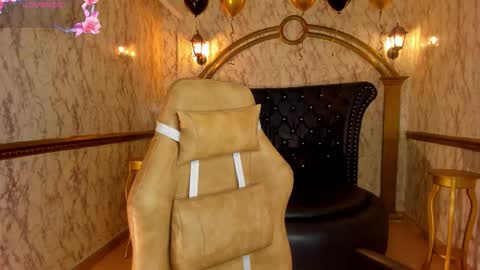 Helen or Hells online show from November 2025 12:27:01 PM