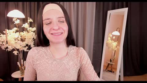 Helen online show from February 2025 09:15:01 AM