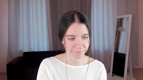 Helen online show from September 2025 02:22:01 AM