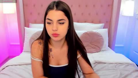 Helen online show from November 2025 02:07:02 PM