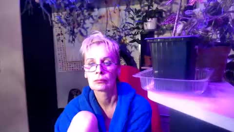 Helga online show from July 2026 09:12:01 PM