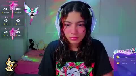 Helia Transfem and Amy online show from December 2025 12:07:02 AM