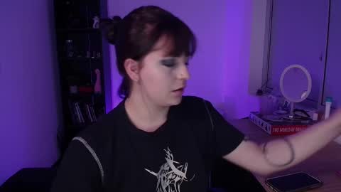 Snapshot of hell_dancer_ chatting on November 2025 03:28:01 AM Lexa online show from November 2025 03:28:01 AM