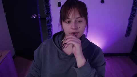 Snapshot of hell_dancer_ chatting on December 2025 07:26:02 AM Lexa online show from December 2025 07:26:02 AM